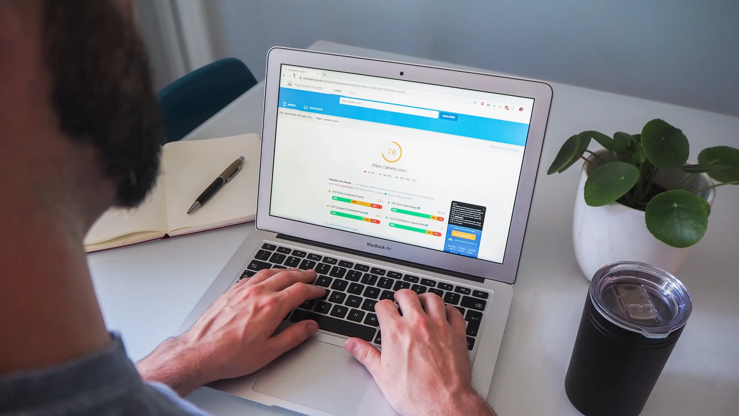 person looking at the speed of their website on page speed insights